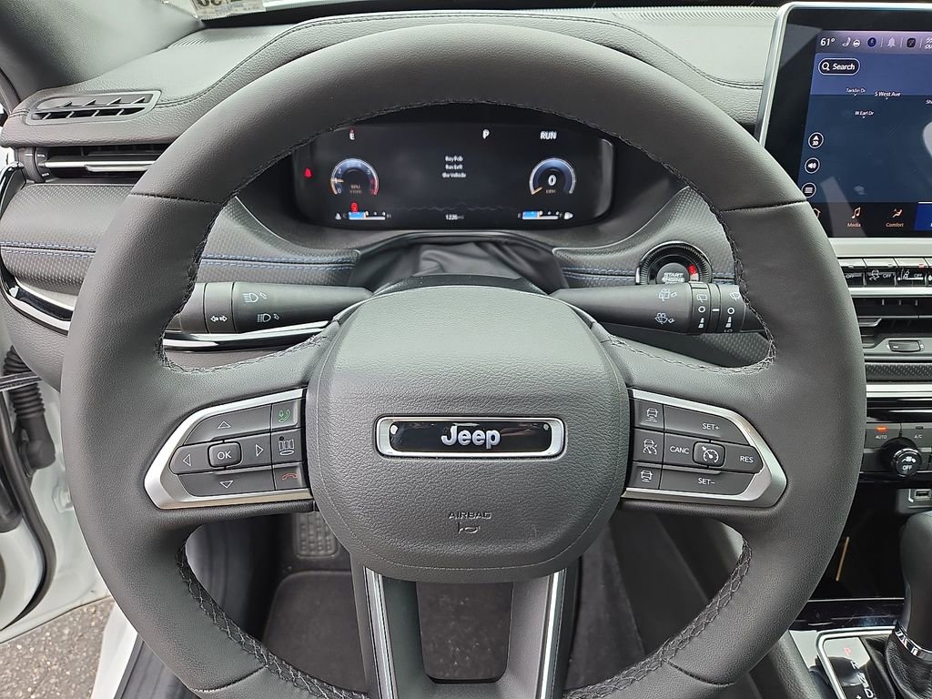 Used 2025 Jeep Compass Limited w/ High Altitude Package image 20