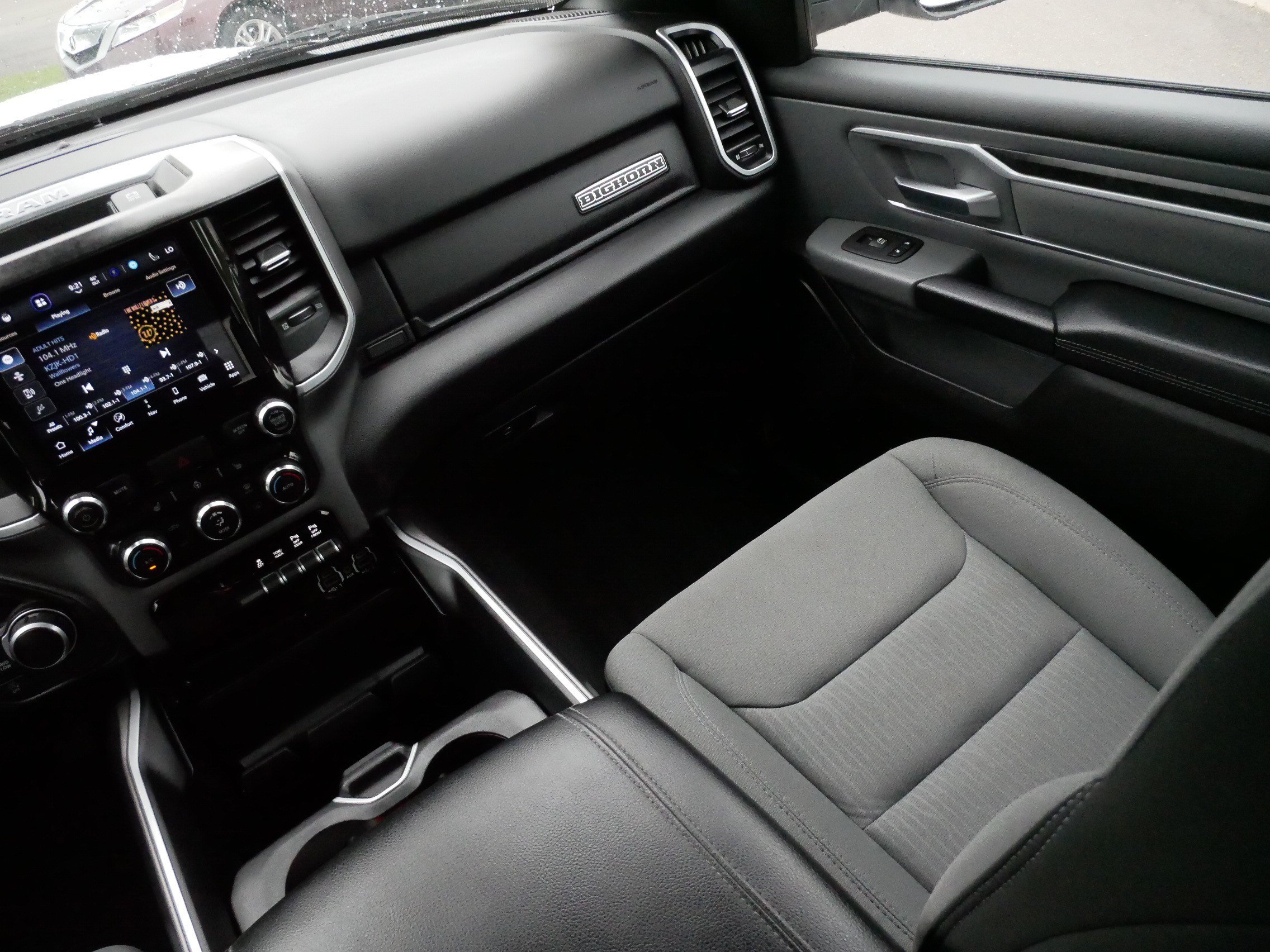 Used 2022 RAM 1500 Big Horn AWD/4WD image 11