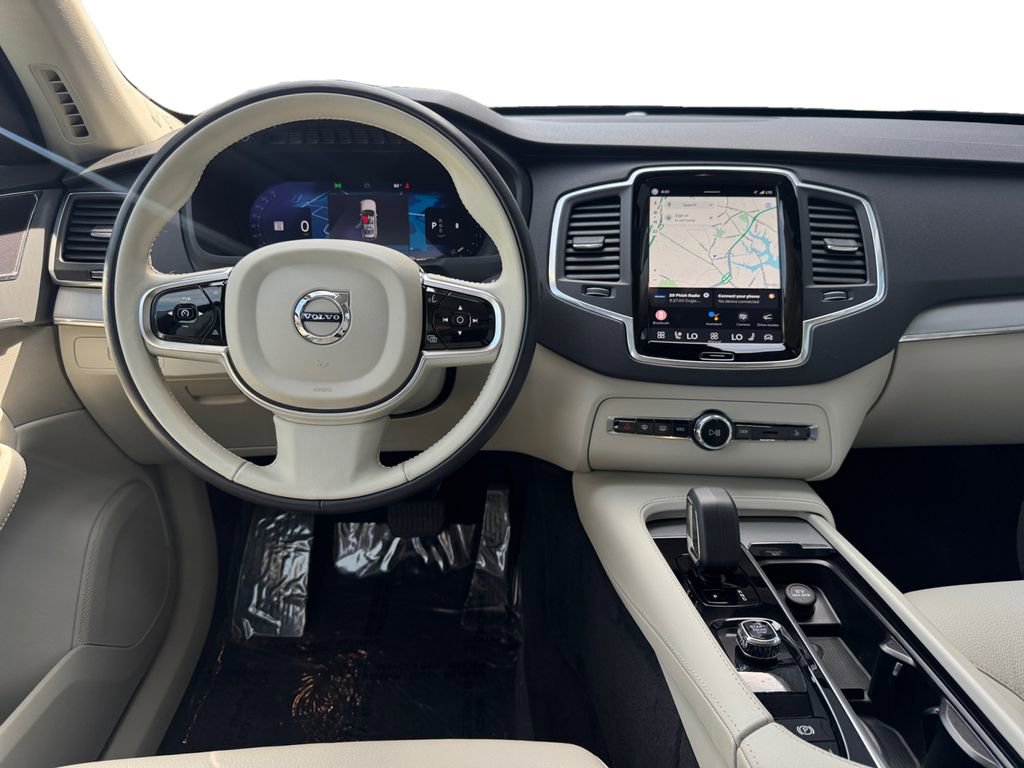 Used 2024 Volvo XC90 B5 Core w/ Climate Package AWD/4WD image 27