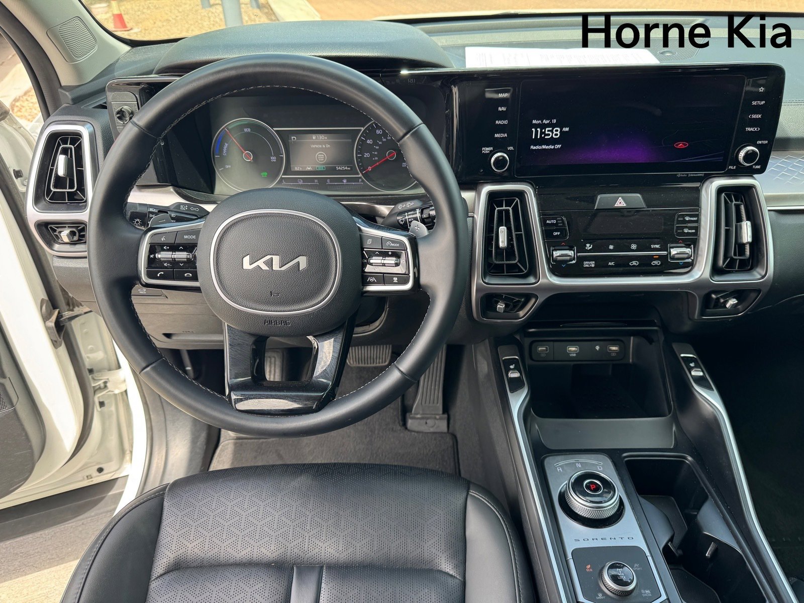 Certified 2022 Kia Sorento EX w/ Panoramic Sunroof Package image 14