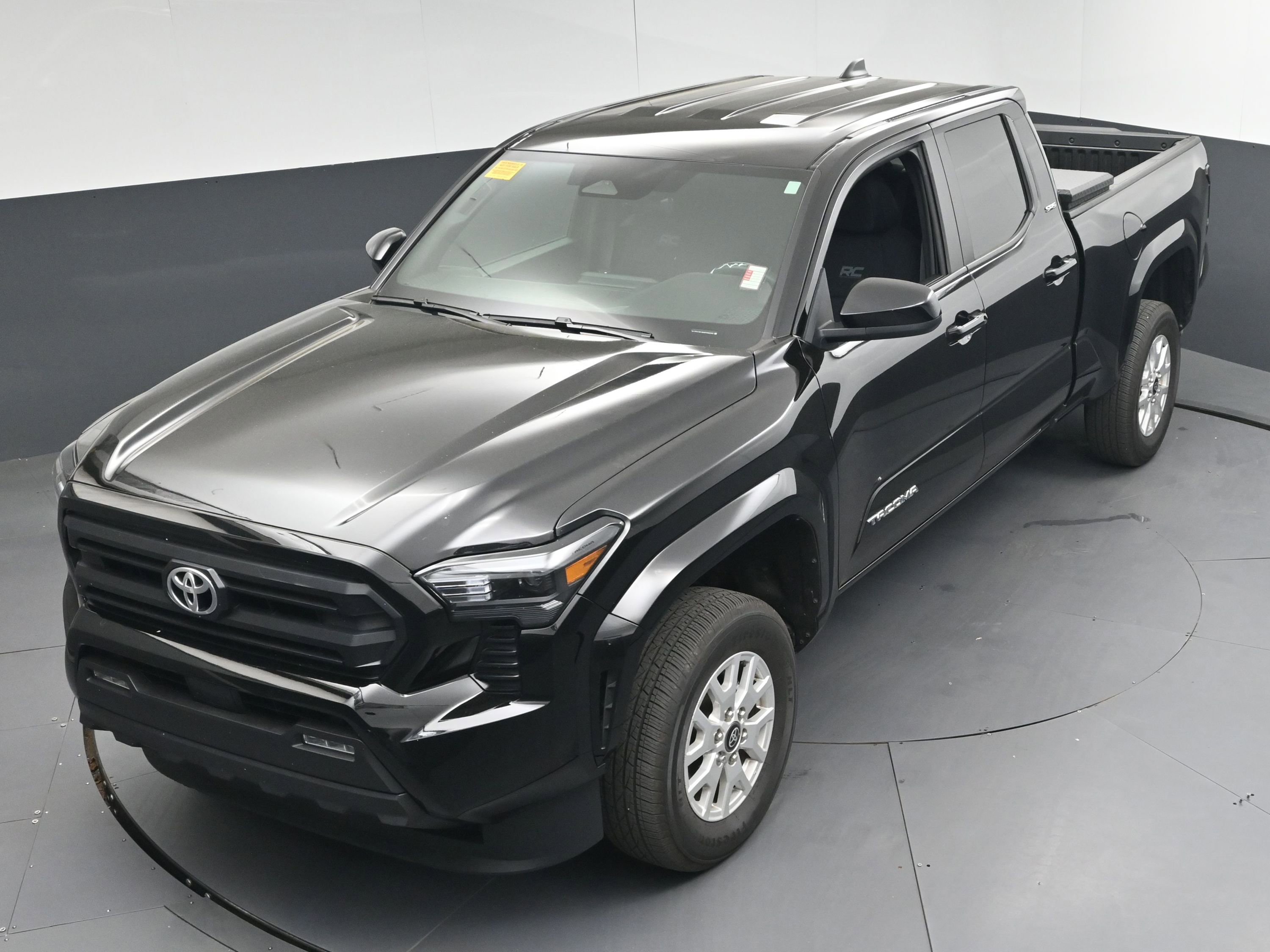 Used 2024 Toyota Tacoma SR5 image 29