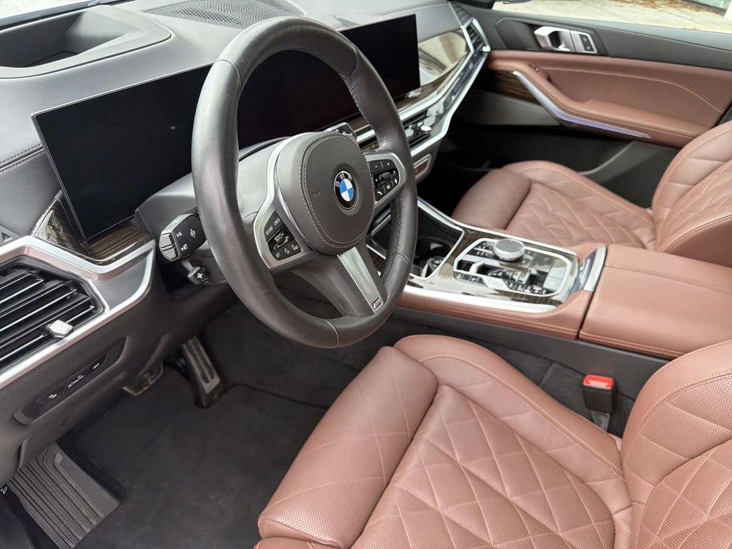 Used 2025 BMW X5 xDrive40i image 11