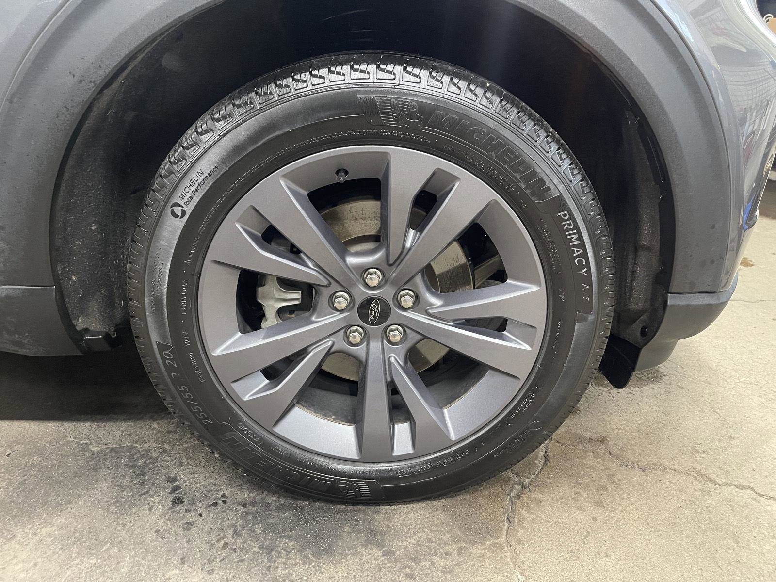 Used 2023 Ford Explorer XLT w/ Equipment Group 202A image 32