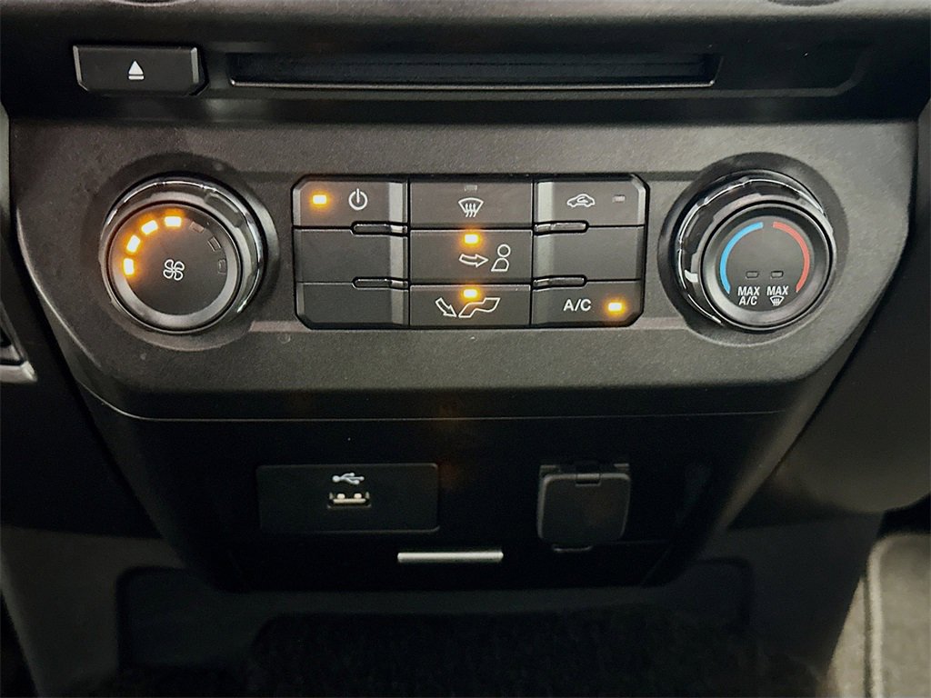 Used 2018 Ford F150 XLT w/ XTR Package image 16