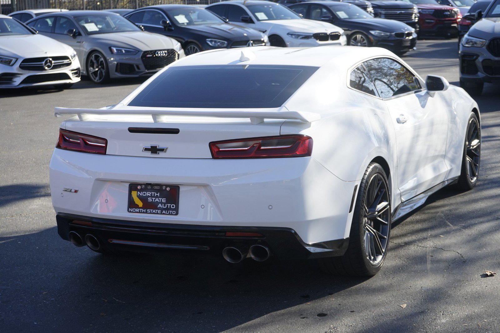 Used 2018 Chevrolet Camaro ZL1 image 9