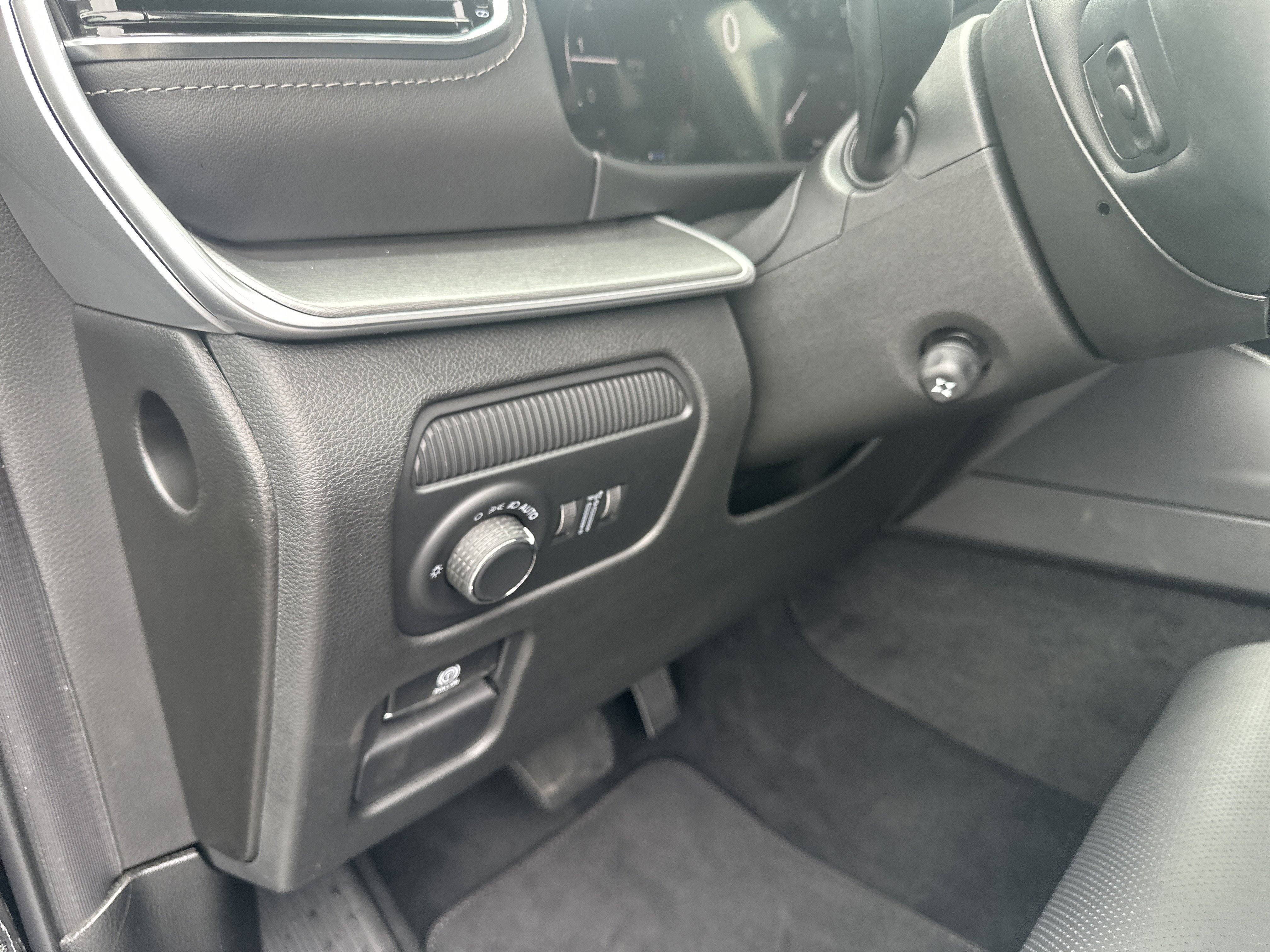 New 2026 Jeep Grand Wagoneer L Limited AWD/4WD image 37