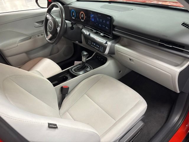 Used 2024 Hyundai Kona SEL FWD image 10