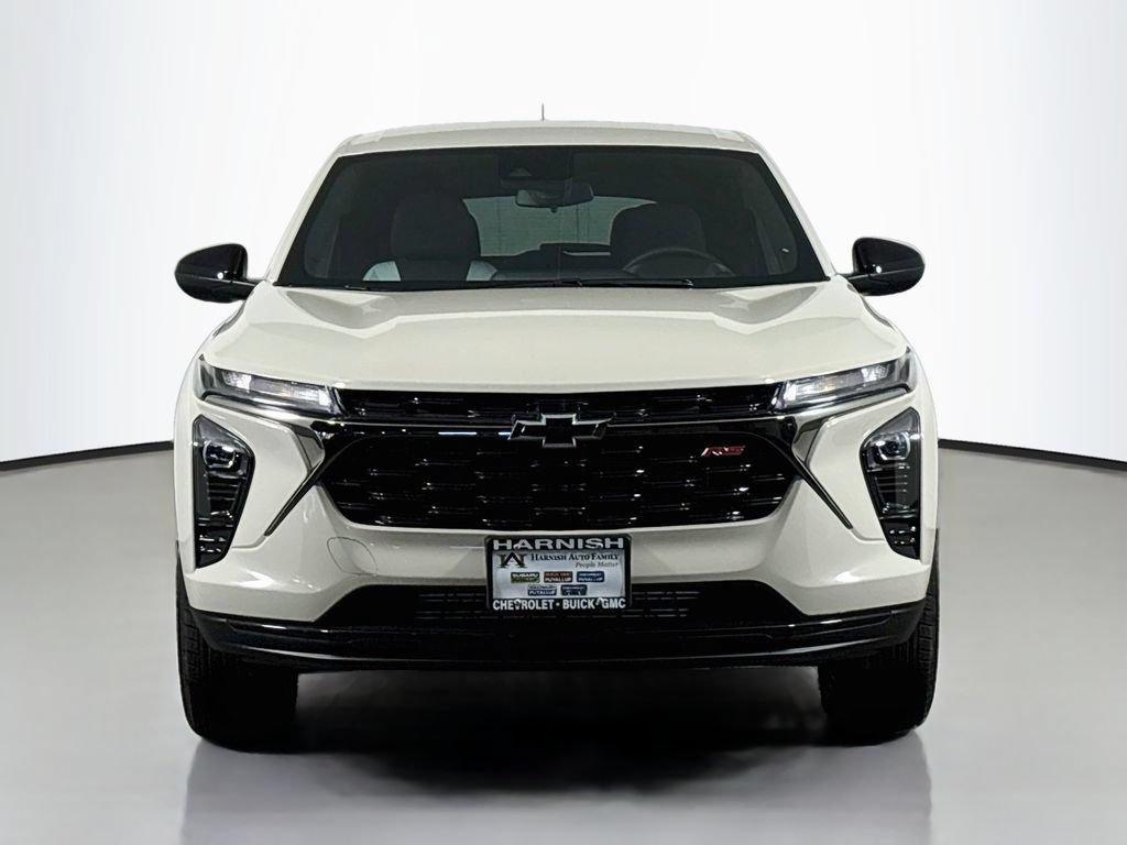 New 2026 Chevrolet Trax RS w/ Driver Confidence Package FWD image 3
