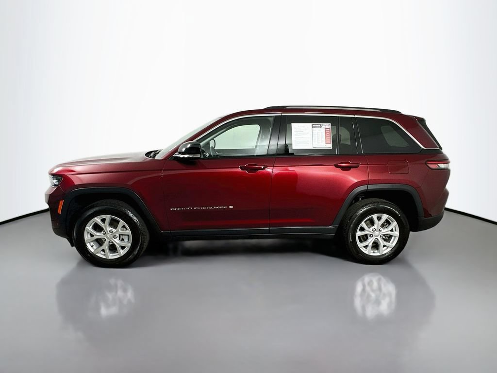 Used 2023 Jeep Grand Cherokee Limited AWD/4WD image 5