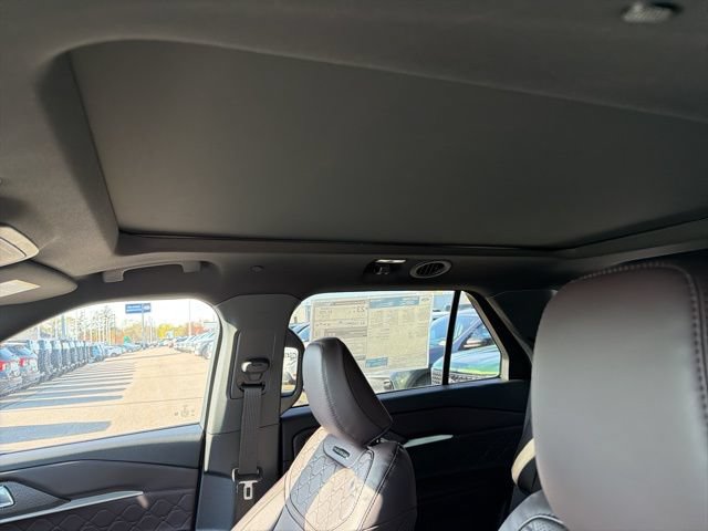 New 2026 Ford Explorer Platinum w/ LUX Leather Package AWD/4WD image 17