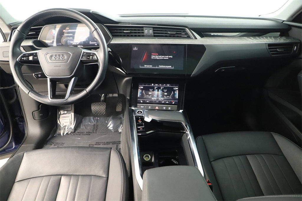 Certified 2022 Audi e-tron Premium image 18