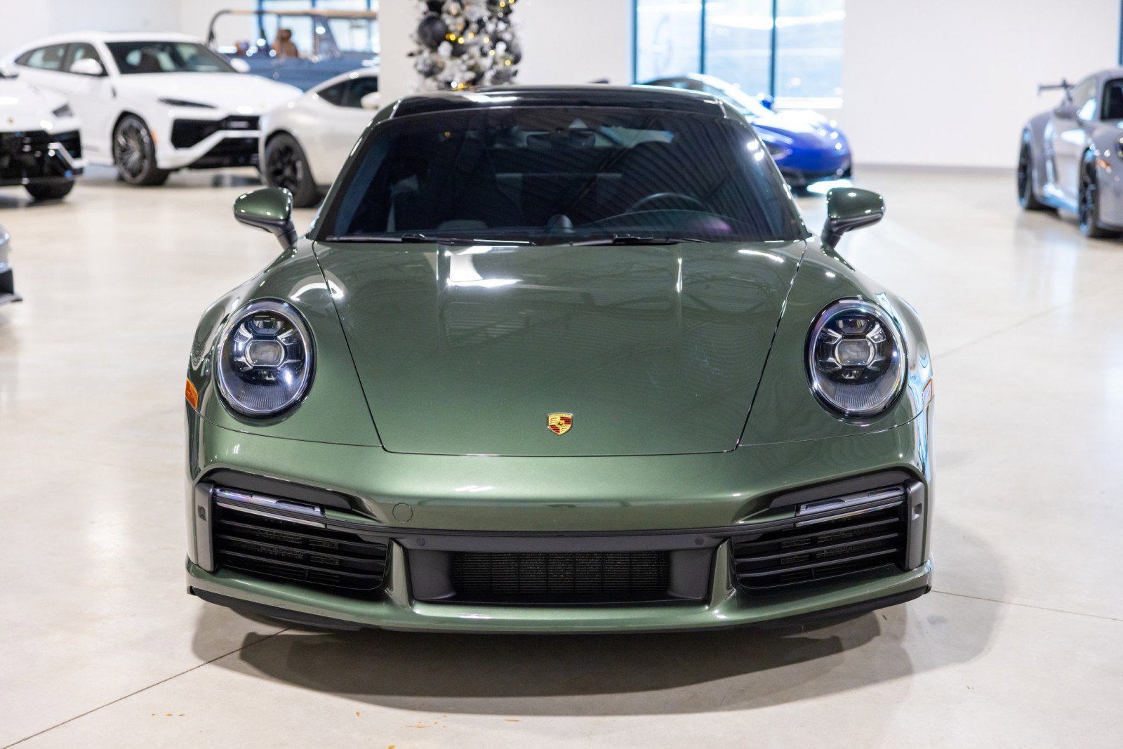 Used 2021 Porsche 911 Turbo S image 11