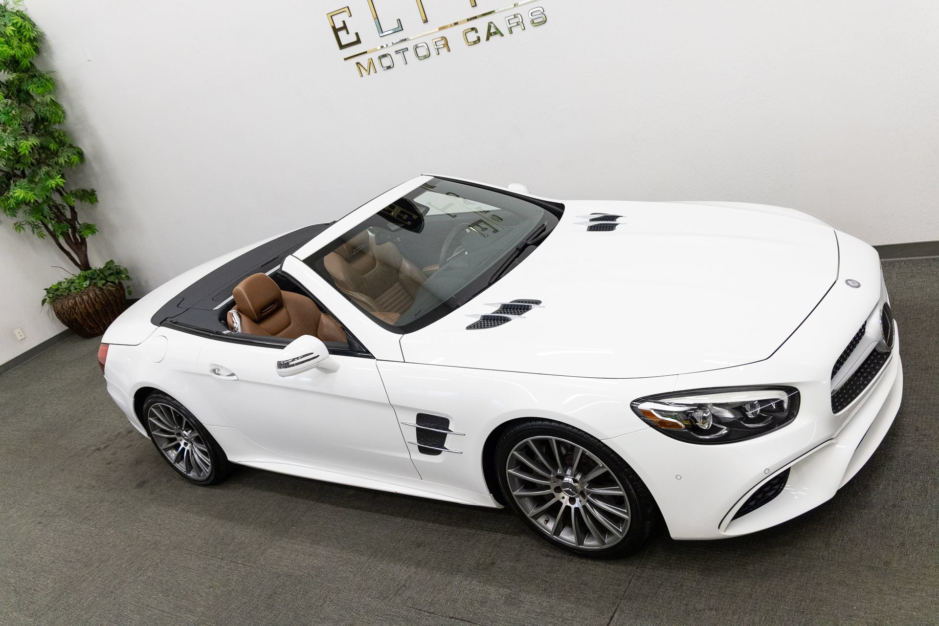 Used 2017 Mercedes-Benz SL 450 image 26