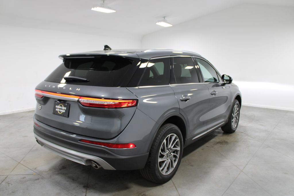 Used 2022 Lincoln Corsair FWD w/ Equipment Group 101A image 9