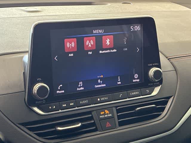 Used 2019 Nissan Altima 2.5 SR FWD image 29
