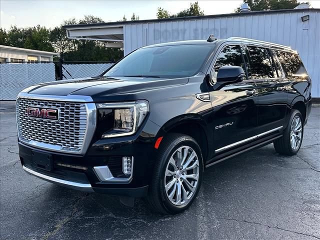 Certified 2023 GMC Yukon XL Denali AWD/4WD image 5