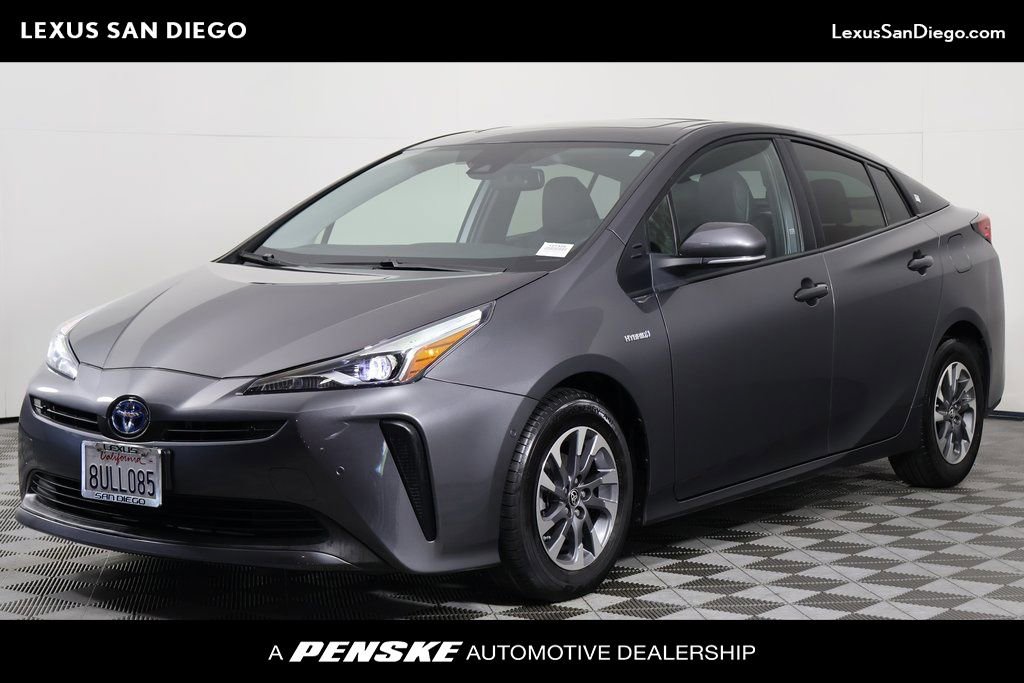 Used 2021 Toyota Prius XLE w/ Advanced Technology Package video 1