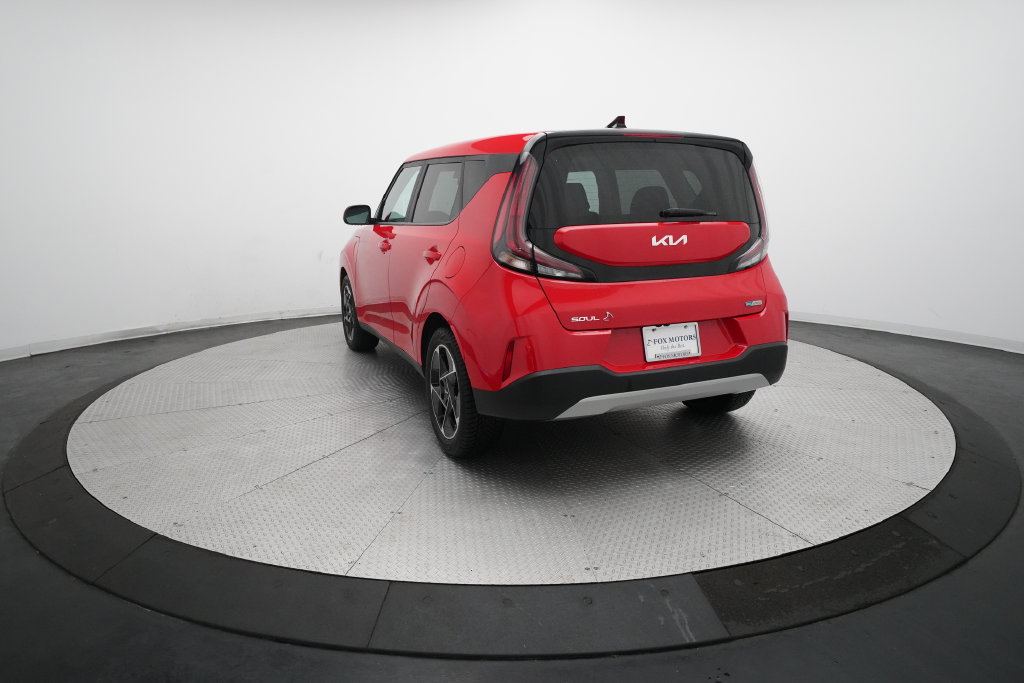 Used 2023 Kia Soul EX FWD image 33