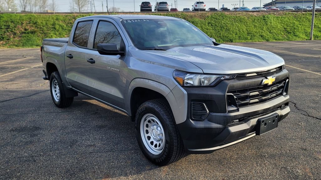 Used 2026 Chevrolet Colorado W/T w/ Advanced Trailering Package image 2