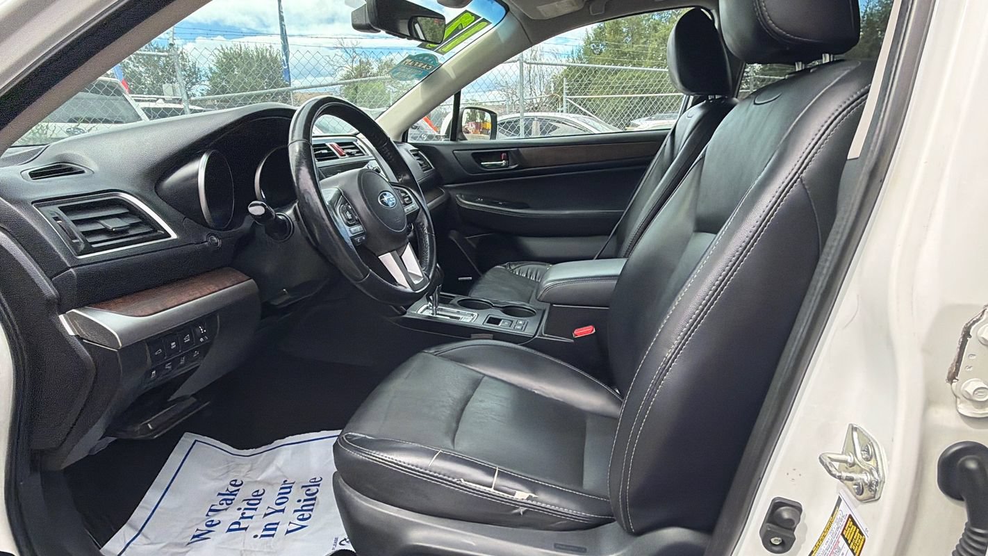 Used 2017 Subaru Outback 2.5i Limited AWD/4WD image 21