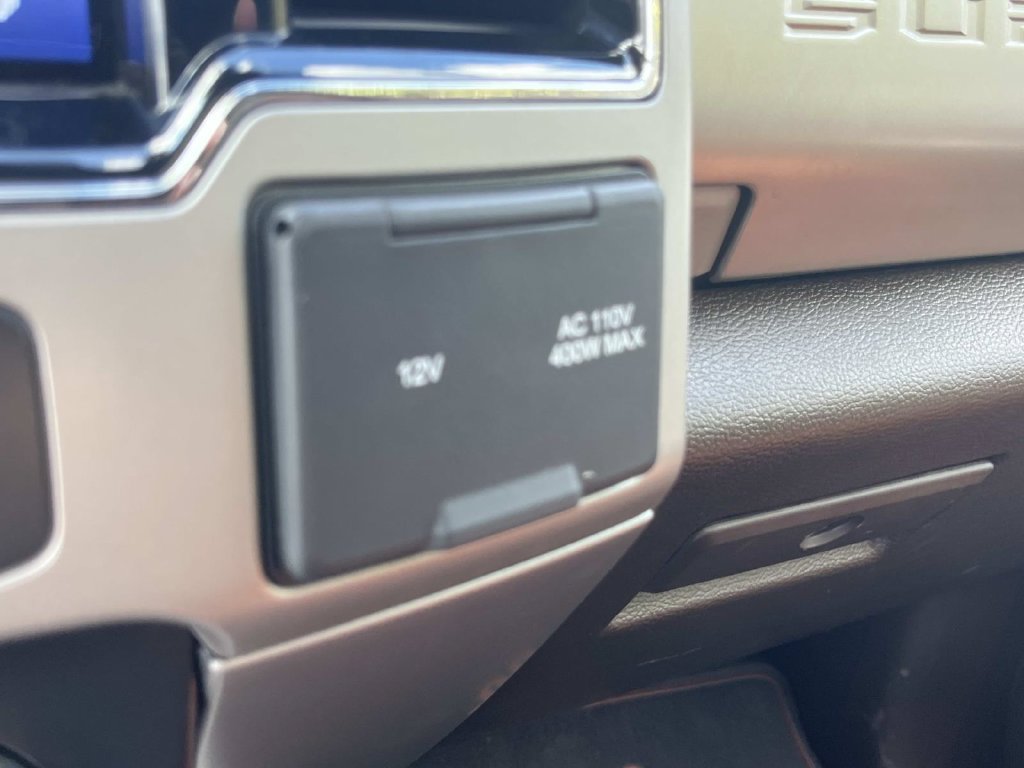 Used 2022 Ford F350 King Ranch w/ King Ranch Ultimate Package AWD/4WD image 40