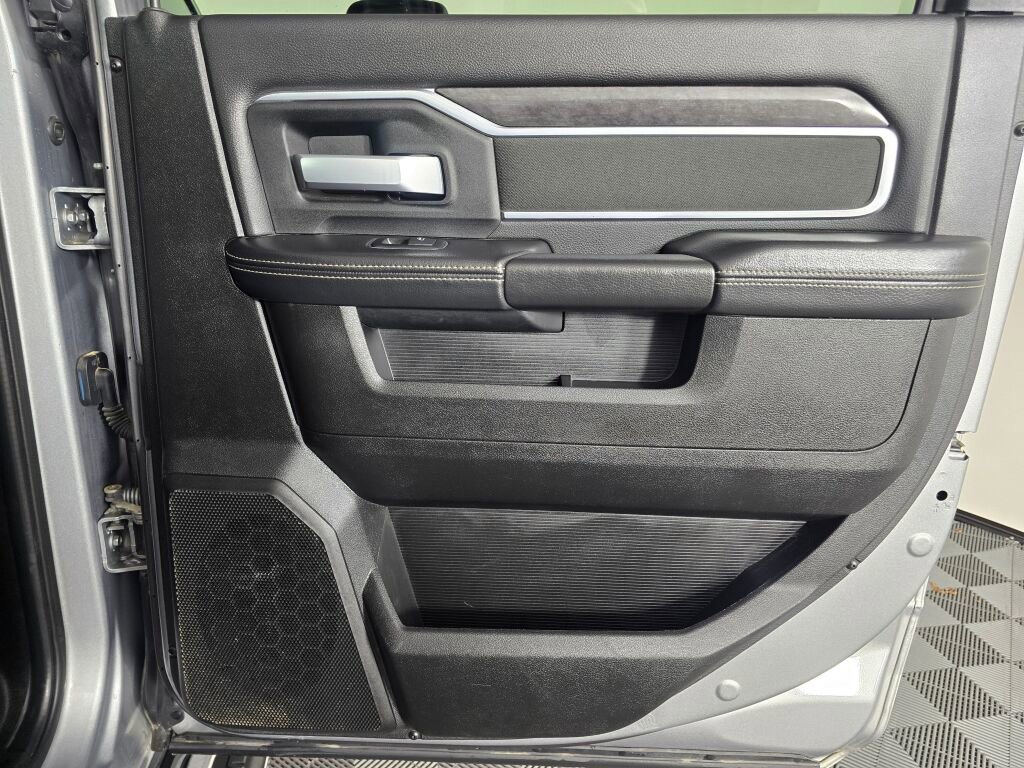 Used 2024 RAM 2500 Big Horn image 40