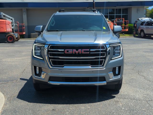 Used 2024 GMC Yukon XL SLT w/ SLT Luxury Package AWD/4WD image 9