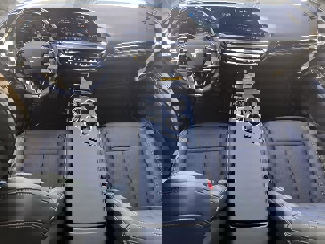 New 2026 Cadillac Lyriq Luxury image 9