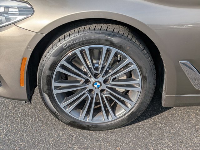 Used 2018 BMW 530i image 29