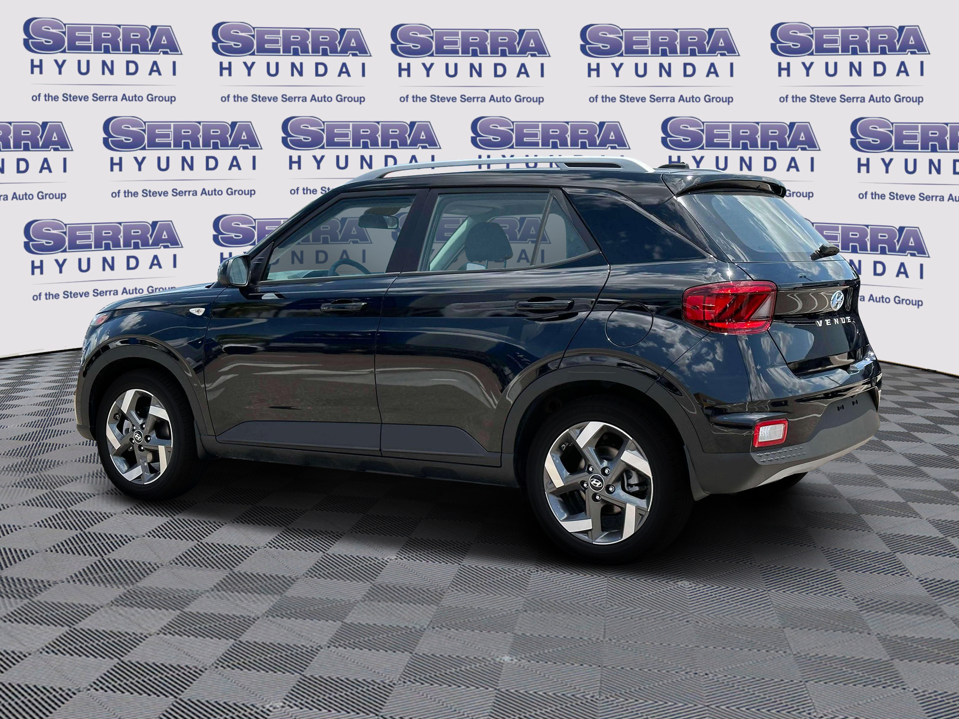 New 2025 Hyundai Venue SEL FWD image 21