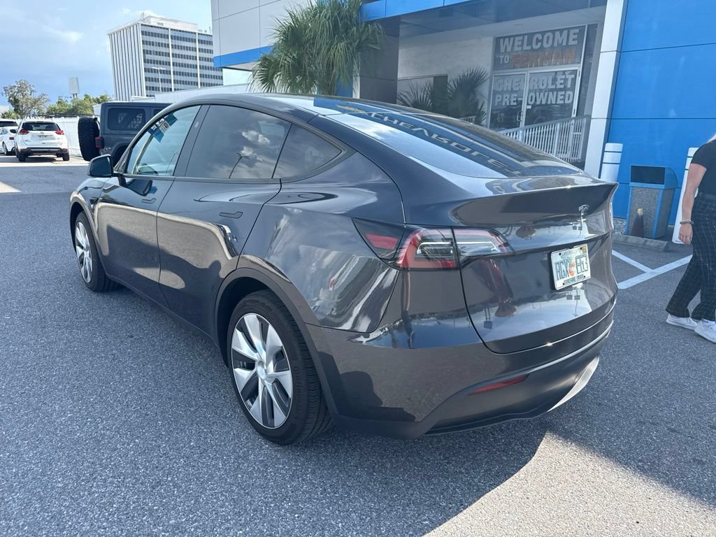 Used 2024 Tesla Model Y Long Range RWD image 6