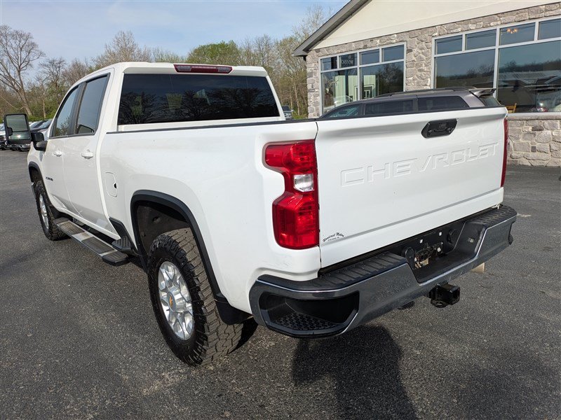Used 2024 Chevrolet Silverado 2500 LT AWD/4WD image 5