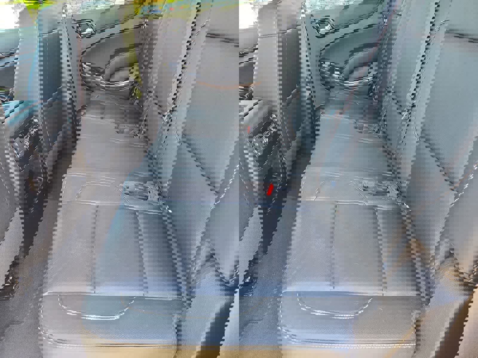 Used 2019 Chevrolet Tahoe LT image 17