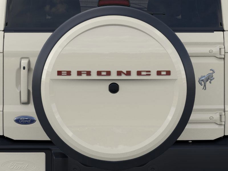 New 2026 Ford Bronco Outer Banks w/ Sasquatch Package image 25