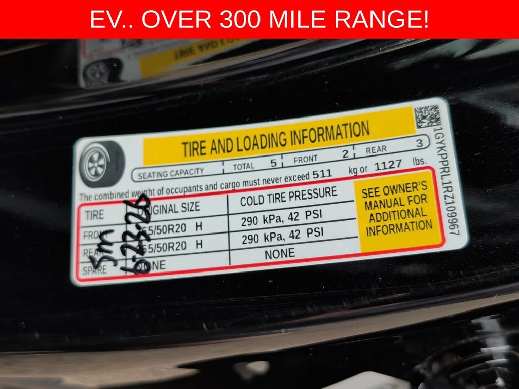 Used 2024 Cadillac Lyriq Luxury w/ LPO, Floor Liner Package AWD/4WD image 40