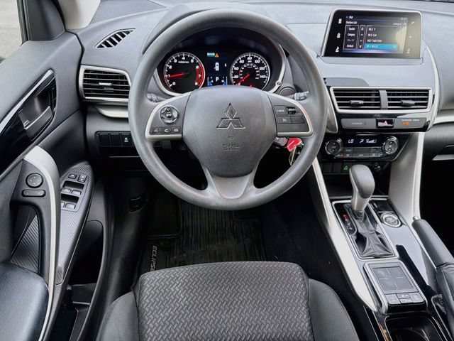 Used 2018 Mitsubishi Eclipse Cross LE AWD/4WD image 21