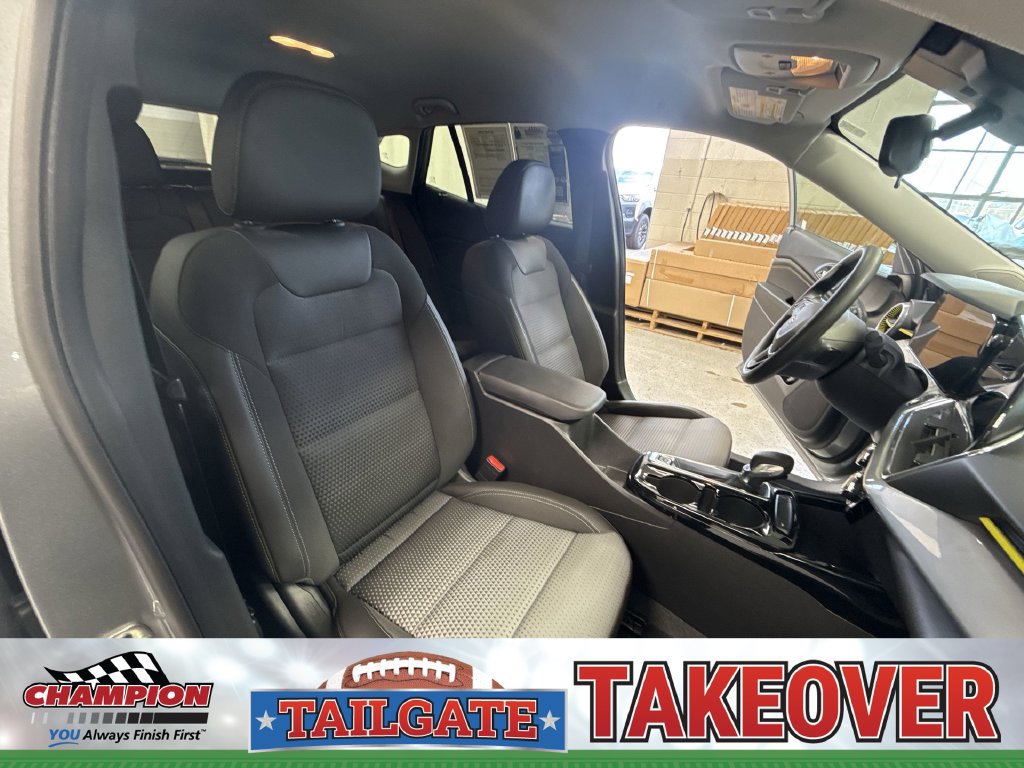 Certified 2024 Chevrolet Trax LT FWD image 36