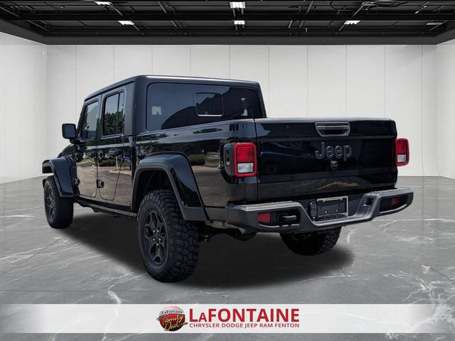 Used 2023 Jeep Gladiator Sport AWD/4WD image 3