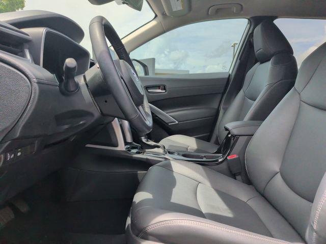 Used 2024 Toyota Corolla Cross XLE FWD image 16