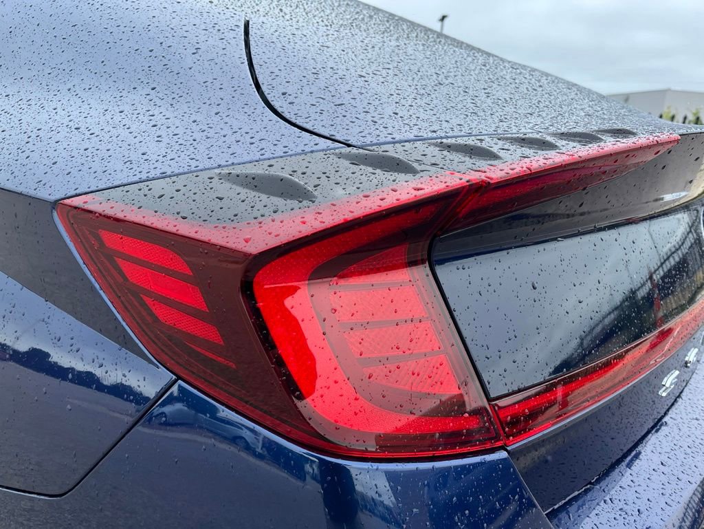 Used 2022 Hyundai Sonata Limited FWD image 7