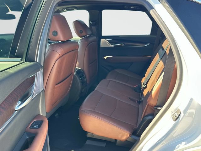 Used 2022 Cadillac XT5 Premium Luxury w/ LPO, ONYX Package AWD/4WD image 17