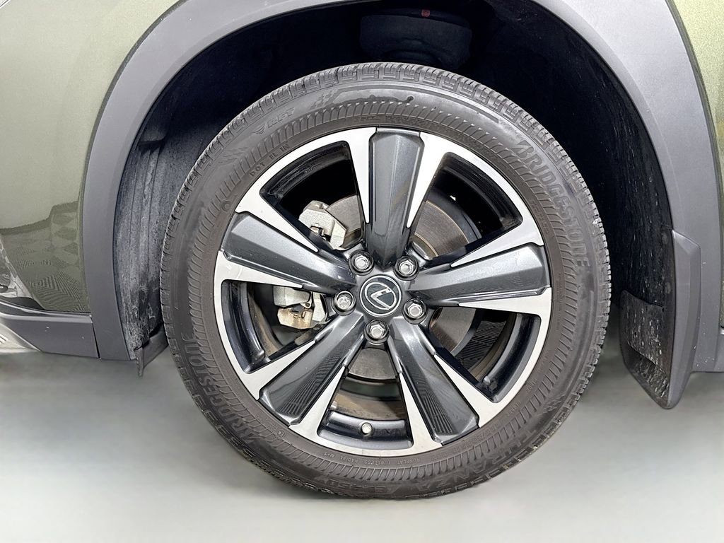 Certified 2021 Lexus UX 250h w/ Accessory Package (Z2) image 33