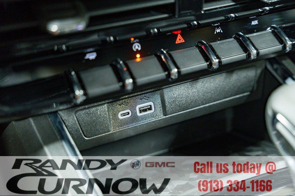 New 2024 GMC Canyon Elevation w/ Elevation Premium Package image 36