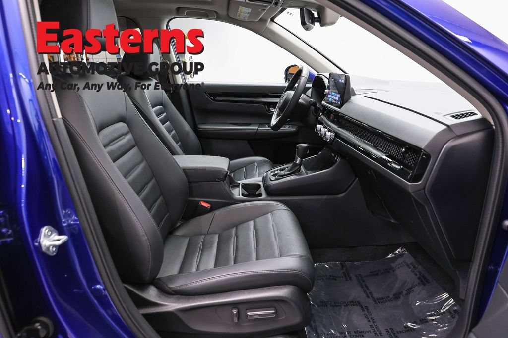 Used 2025 Honda CR-V EX-L image 24
