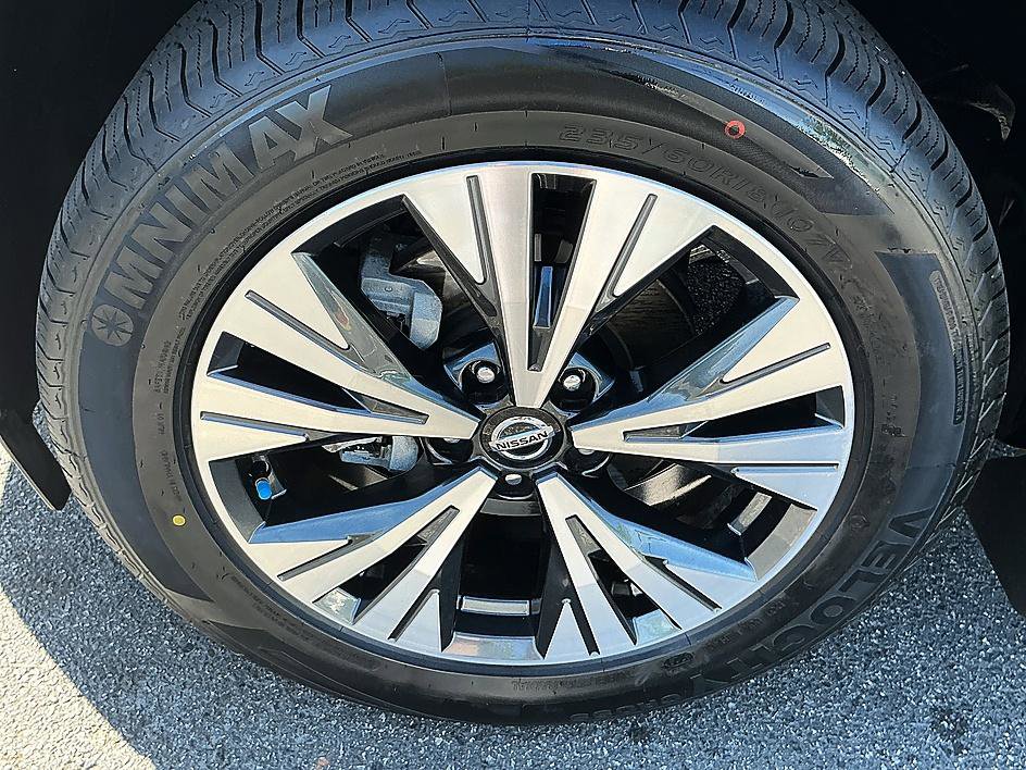 Used 2021 Nissan Rogue SV w/ Premium Package FWD image 7