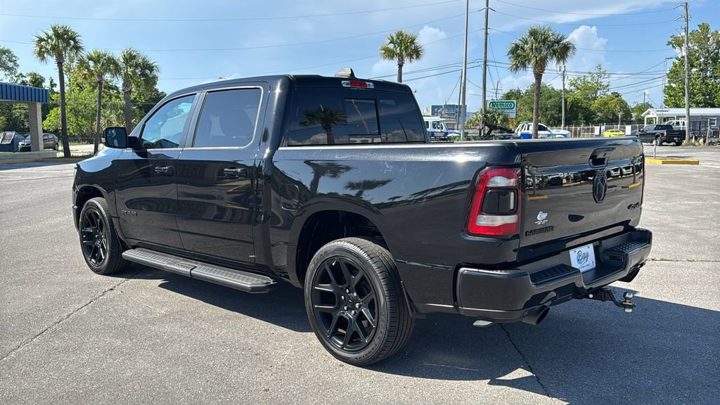 Used 2023 RAM 1500 Laramie AWD/4WD image 4