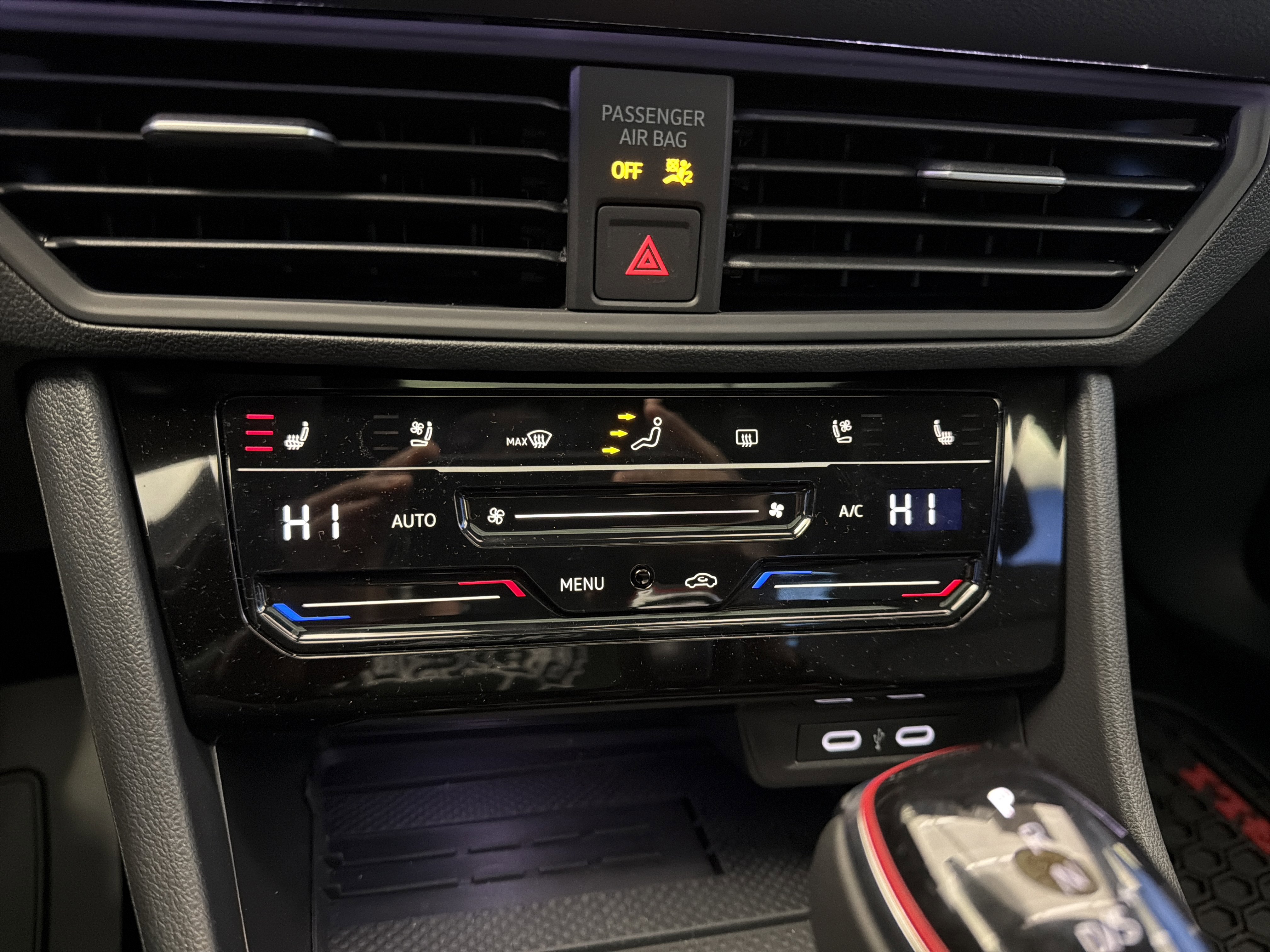 Used 2025 Volkswagen Jetta GLI Autobahn image 21