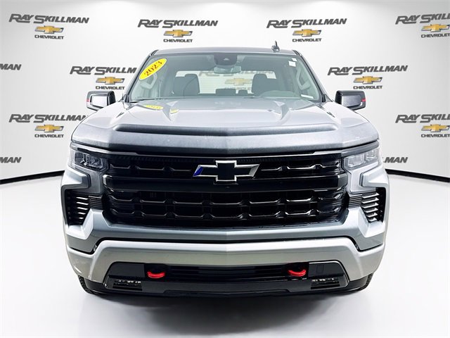Used 2023 Chevrolet Silverado 1500 RST w/ Redline Edition image 2