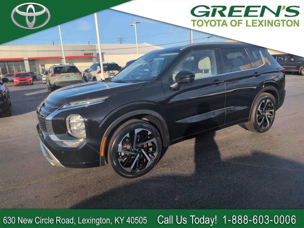 Used 2022 Mitsubishi Outlander SEL FWD image 1