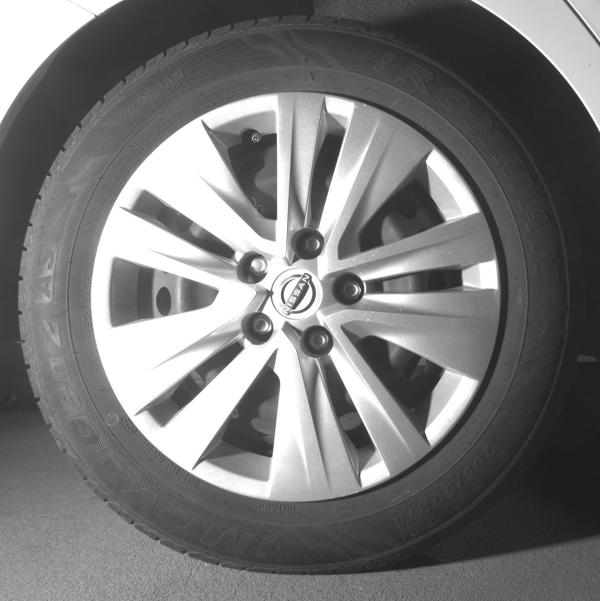 Used 2025 Nissan Sentra S image 15